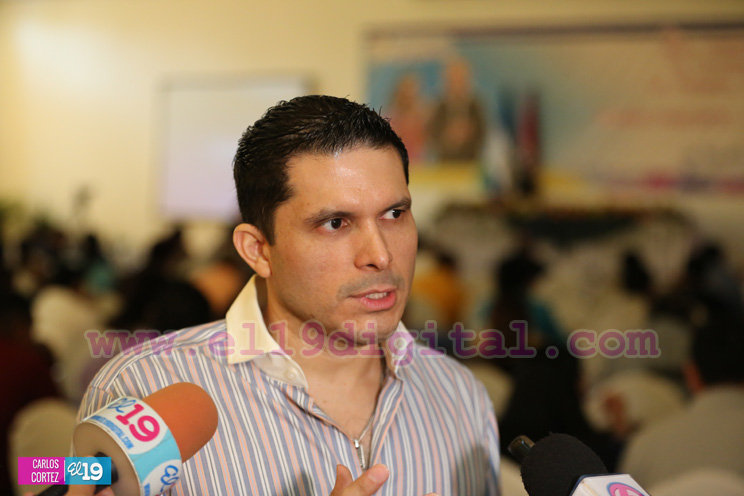 Entrevistas a participantes del Congreso de Viviendas de Inter&eacute;s Social